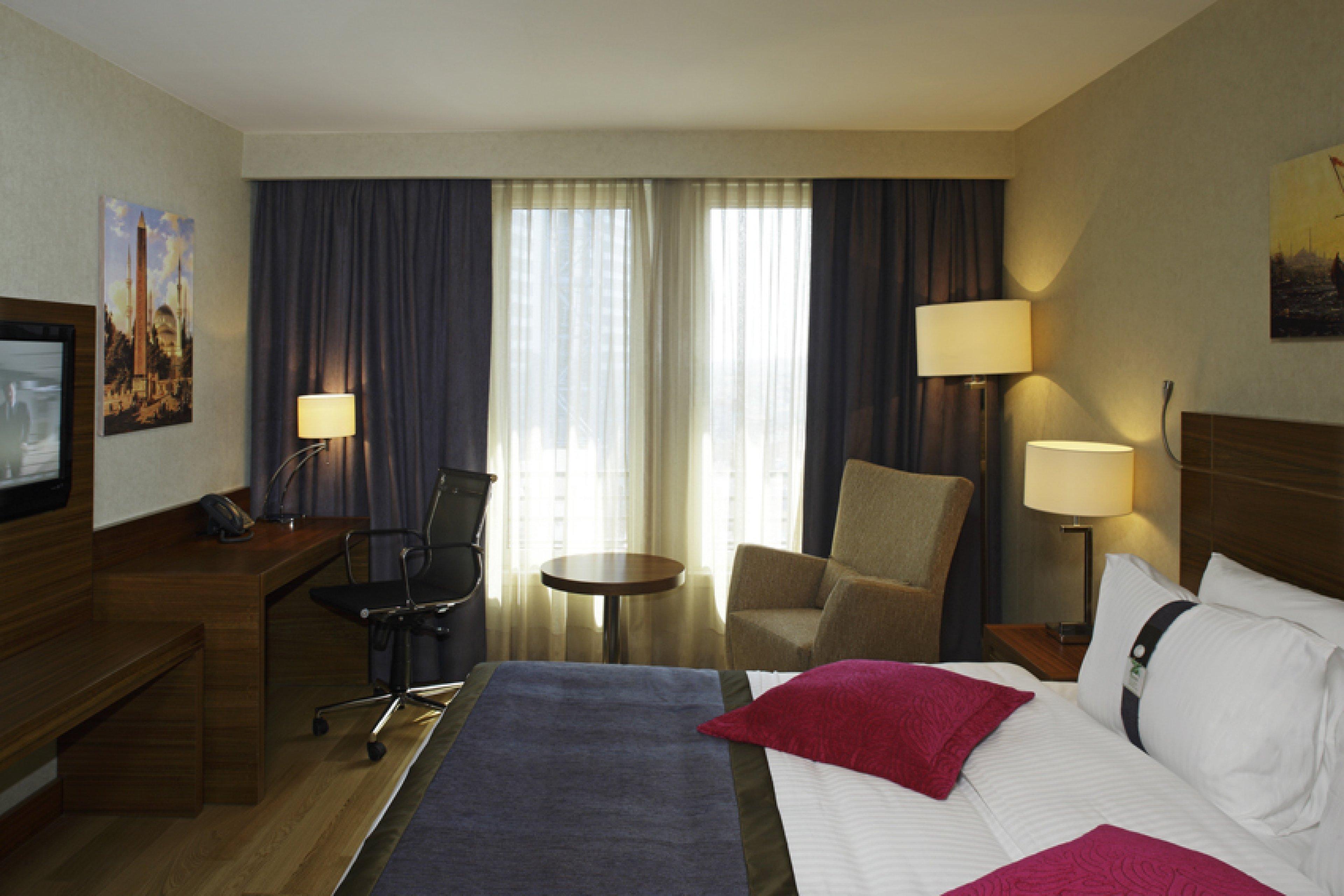 Holiday Inn Sisli By Ihg Istanbul Ngoại thất bức ảnh