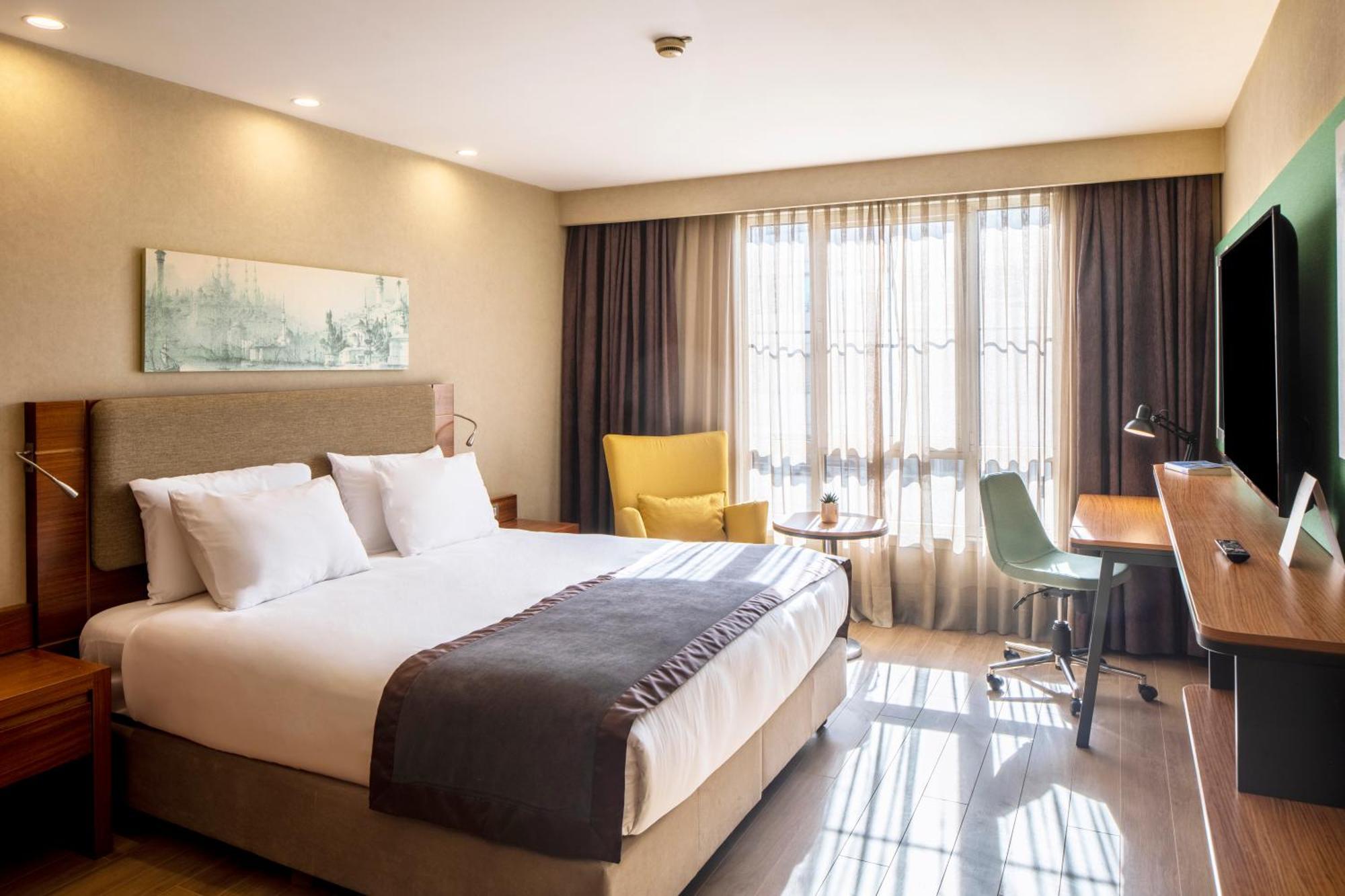 Holiday Inn Sisli By Ihg Istanbul Ngoại thất bức ảnh