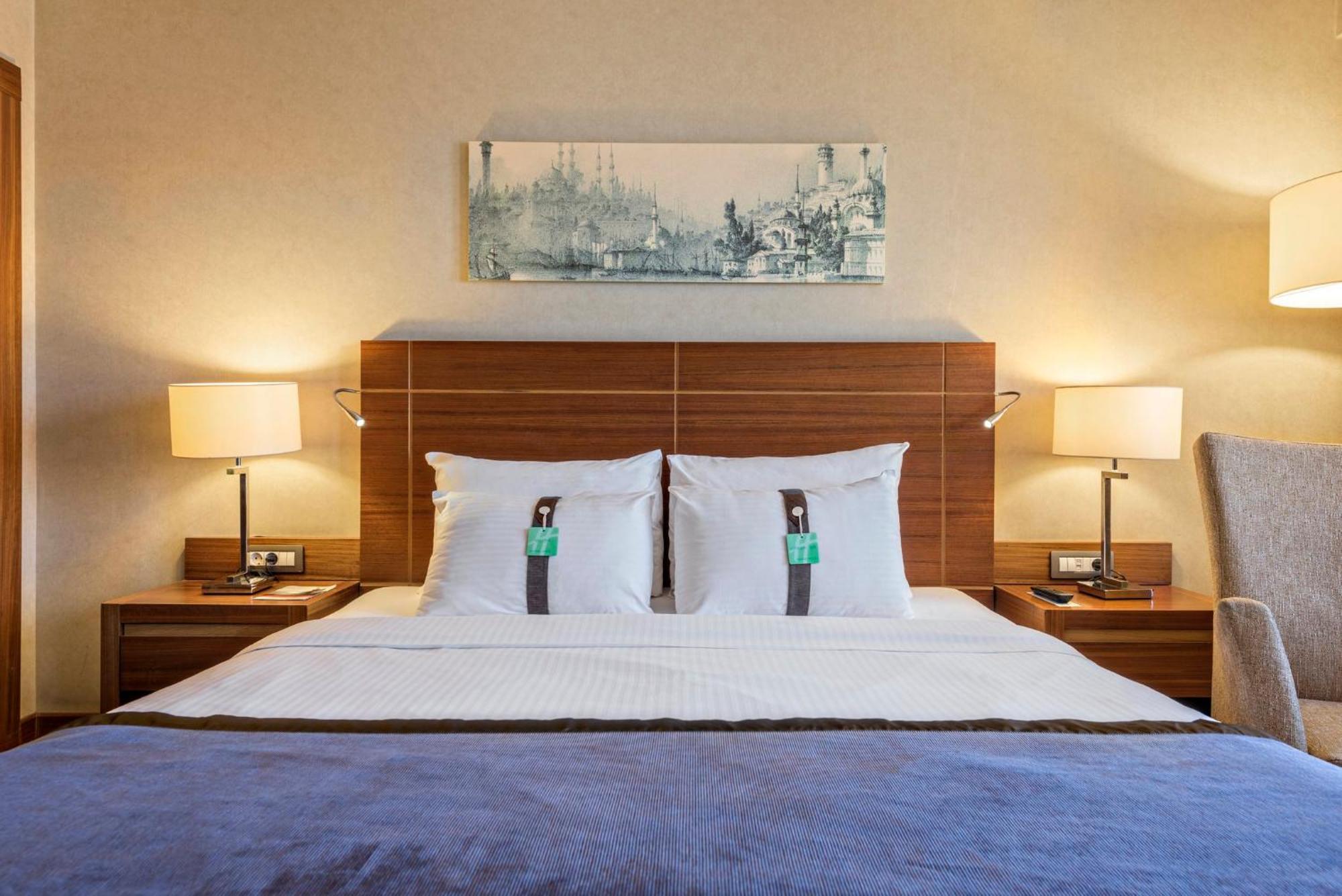 Holiday Inn Sisli By Ihg Istanbul Ngoại thất bức ảnh