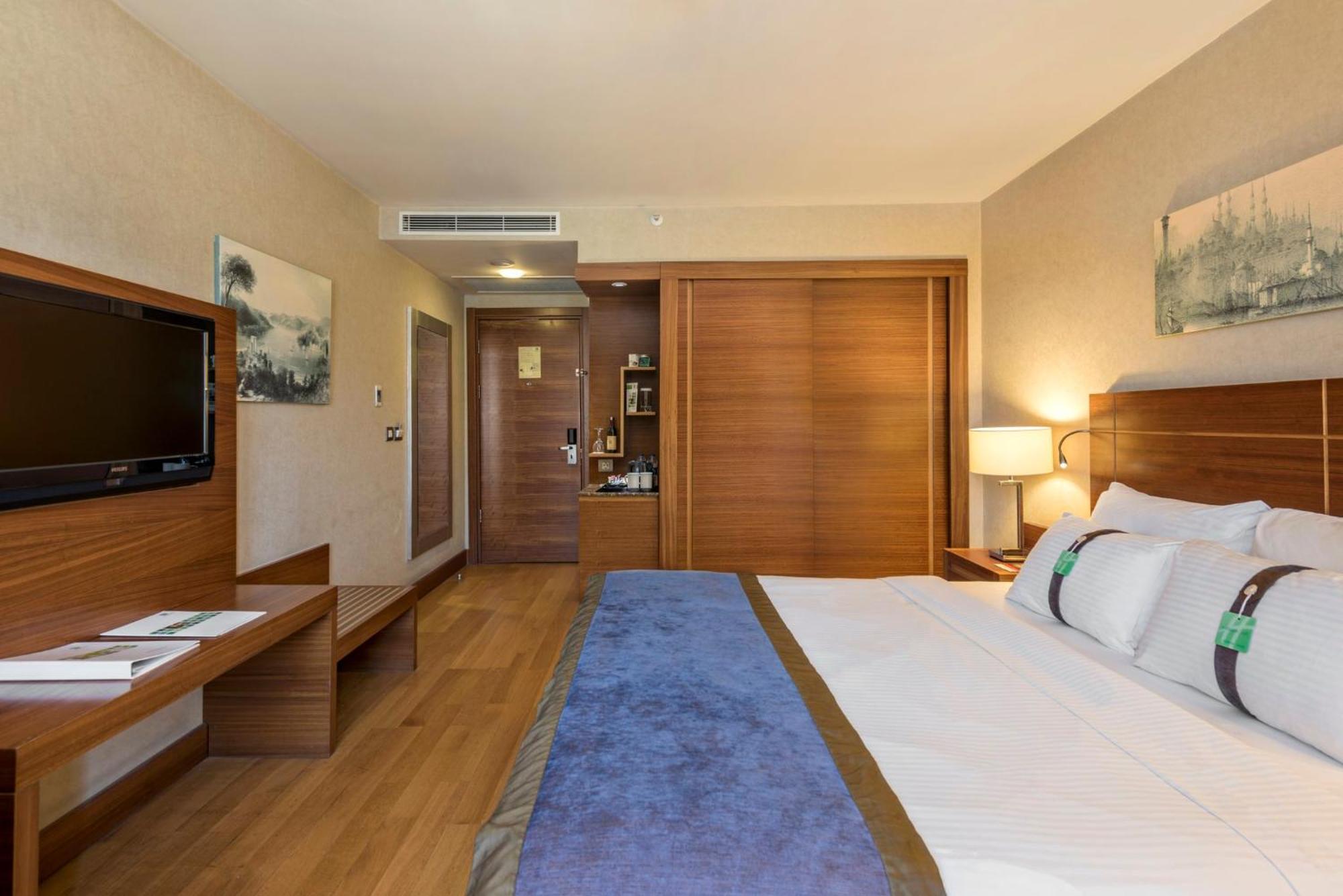 Holiday Inn Sisli By Ihg Istanbul Ngoại thất bức ảnh